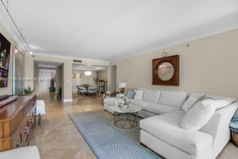 Condo in Key Biscayne, Florida, 3 bedrooms  № 1704115 - photo 8