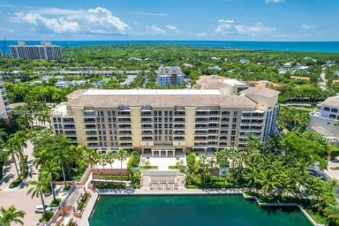 Condo in Key Biscayne, Florida, 3 bedrooms  № 1704115 - photo 26