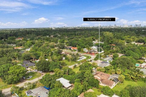 Villa ou maison à vendre à Miami, Floride: 5 chambres, 271.83 m2 № 2406104 - photo 23