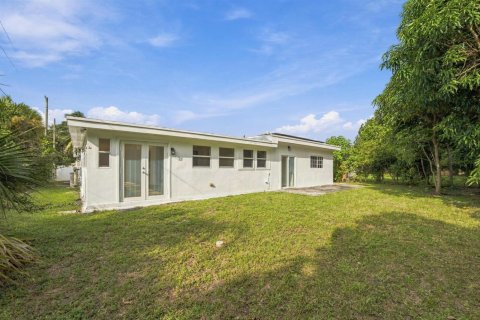Villa ou maison à vendre à Miami, Floride: 5 chambres, 271.83 m2 № 2406104 - photo 9