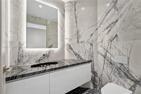 Condominio en alquiler en Sunny Isles Beach, Florida, 5 dormitorios, 353.31 m2 № 1874584 - foto 27