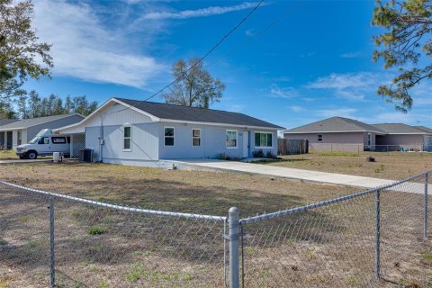 Casa en venta en Summerfield, Florida, 3 dormitorios, 109.25 m2 № 2107990 - foto 2