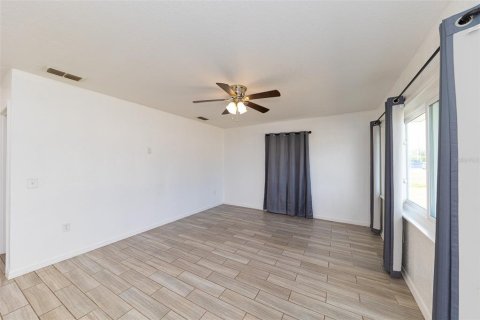 Casa en venta en Summerfield, Florida, 3 dormitorios, 109.25 m2 № 2107990 - foto 10