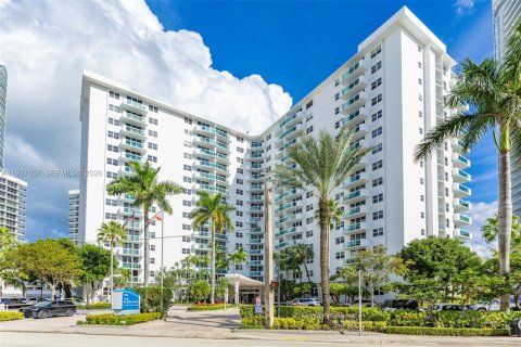 Condo à Hollywood, Floride, 2 chambres  № 2061342