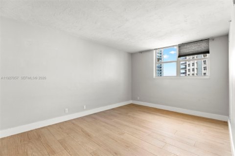 Copropriété à vendre à Hollywood, Floride: 2 chambres, 116.22 m2 № 2061342 - photo 23