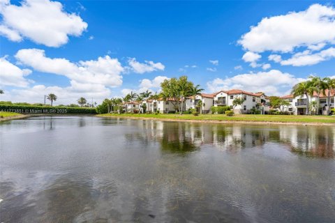 Adosado en venta en Pembroke Pines, Florida, 3 dormitorios, 178.28 m2 № 1707922 - foto 23