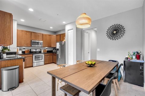 Adosado en venta en Pembroke Pines, Florida, 3 dormitorios, 178.28 m2 № 1707922 - foto 10