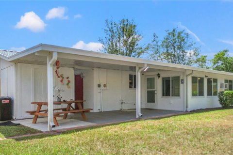 House in Citrus Springs, Florida 2 bedrooms, 122.17 sq.m. № 1912174 - photo 24