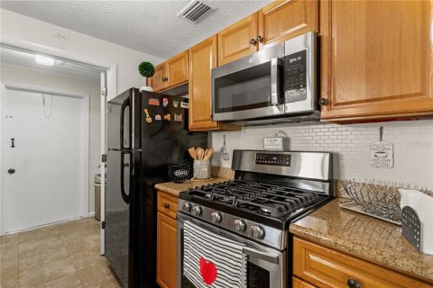House in Citrus Springs, Florida 2 bedrooms, 122.17 sq.m. № 1912174 - photo 7