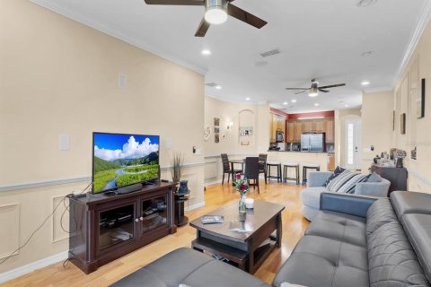 Adosado en venta en Kissimmee, Florida, 4 dormitorios, 202.62 m2 № 1573806 - foto 11