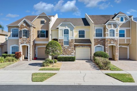 Adosado en venta en Kissimmee, Florida, 4 dormitorios, 202.62 m2 № 1573806 - foto 1