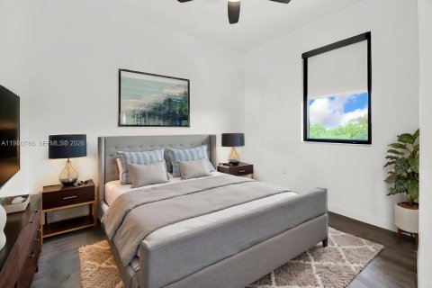Купить виллу или дом в Майами, Флорида 5 спален, 227.05м2, № 2049071 - фото 16