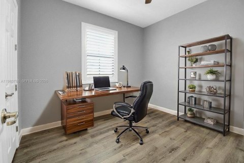 Купить виллу или дом в Майами, Флорида 5 спален, 227.05м2, № 2049071 - фото 19