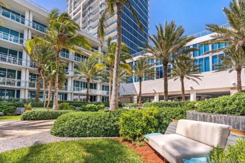 Condominio en venta en Miami Beach, Florida, 1 dormitorio, 61.5 m2 № 2076880 - foto 20