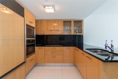 Condominio en venta en Miami Beach, Florida, 1 dormitorio, 61.5 m2 № 2076880 - foto 6