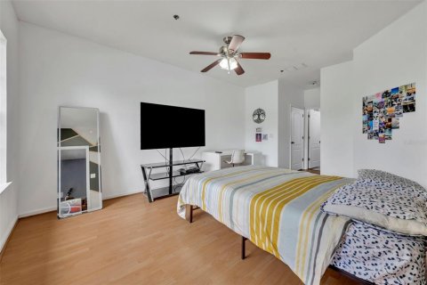 Condo in Orlando, Florida, 2 bedrooms  № 1785570 - photo 16