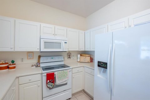 Condo in Palm Coast, Florida, 3 bedrooms № 2230949 - photo 13