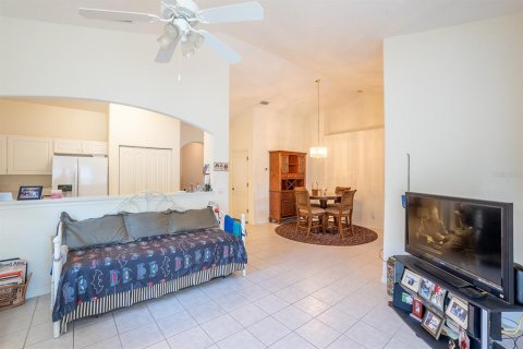 Condo in Palm Coast, Florida, 3 bedrooms № 2230949 - photo 7