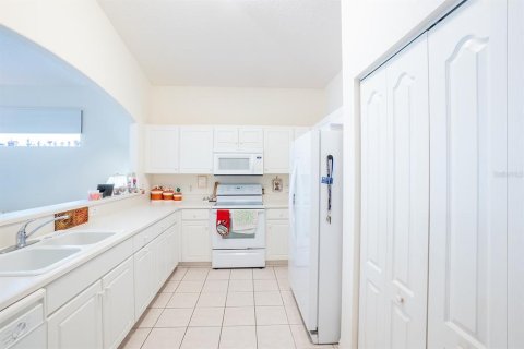 Condo in Palm Coast, Florida, 3 bedrooms № 2230949 - photo 12