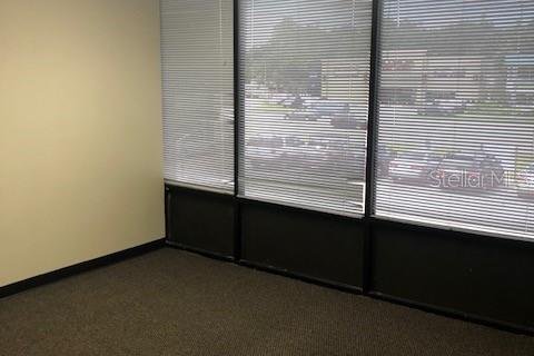 Propiedad comercial en alquiler en Tampa, Florida, 37.16 m2 № 1357604 - foto 4
