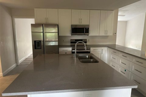 Villa ou maison à louer à Orlando, Floride: 3 chambres, 172.8 m2 № 1869647 - photo 5