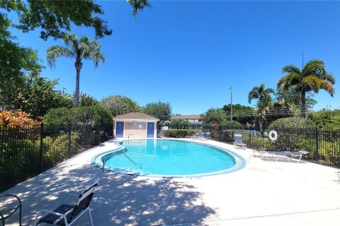 Touwnhouse à louer à Tampa, Floride: 2 chambres, 110 m2 № 2167802 - photo 13