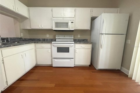 Touwnhouse à louer à Tampa, Floride: 2 chambres, 110 m2 № 2167802 - photo 6
