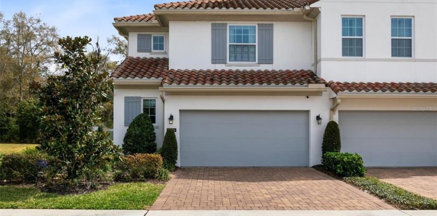 Townhouse in Apopka, Florida 3 bedrooms, 193.52 sq.m. № 1735099