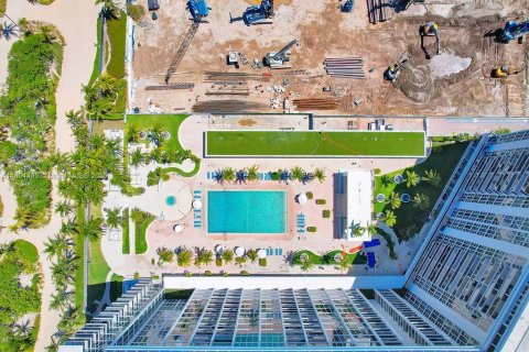 Copropriété à vendre à Bal Harbour, Floride: 2 chambres, 119.01 m2 № 1935521 - photo 21