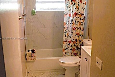 Casa en venta en Miami Gardens, Florida, 2 dormitorios, 74.88 m2 № 1968201 - foto 27