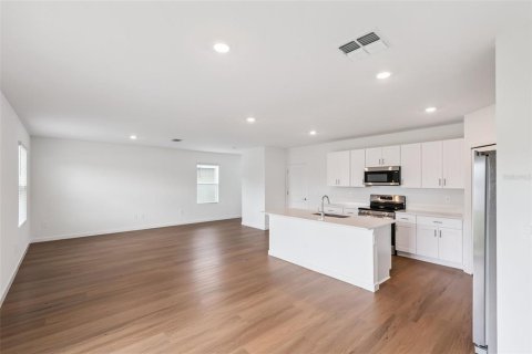 Villa ou maison à louer à Ocala, Floride: 4 chambres, 174.1 m2 № 2399369 - photo 11