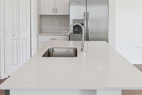 Villa ou maison à louer à Ocala, Floride: 4 chambres, 174.1 m2 № 2399369 - photo 5
