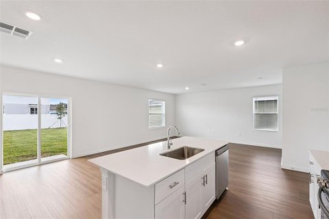 Villa ou maison à louer à Ocala, Floride: 4 chambres, 174.1 m2 № 2399369 - photo 8