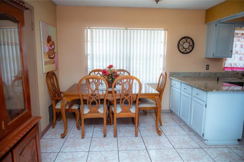 Casa en venta en Orlando, Florida, 3 dormitorios, 152.17 m2 № 2140315 - foto 9
