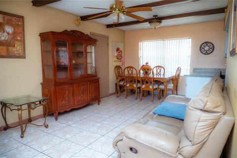 Casa en venta en Orlando, Florida, 3 dormitorios, 152.17 m2 № 2140315 - foto 5