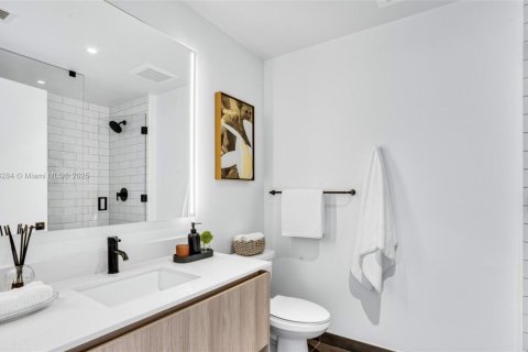 Condo in Miami, Florida, 3 bedrooms  № 1860192 - photo 4
