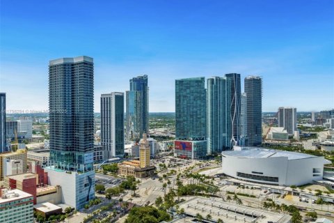 Condo in Miami, Florida, 3 bedrooms  № 1860192 - photo 15