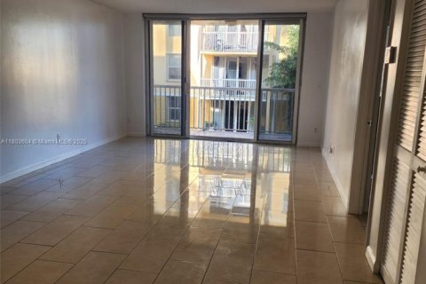 Condominio en venta en Dania Beach, Florida, 2 dormitorios, 94.95 m2 № 2034743 - foto 5