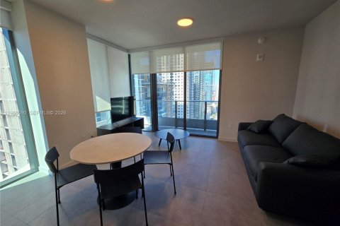 Condominio en alquiler en Miami, Florida, 1 dormitorio, 56.3 m2 № 2052964 - foto 2
