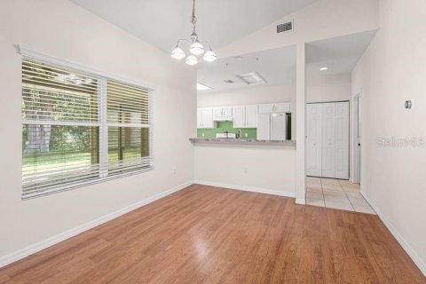 House in Gainesville, Florida 3 bedrooms, 163.42 sq.m. № 2349461 - photo 11