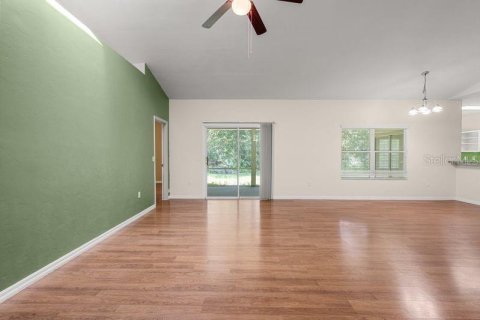 House in Gainesville, Florida 3 bedrooms, 163.42 sq.m. № 2349461 - photo 10