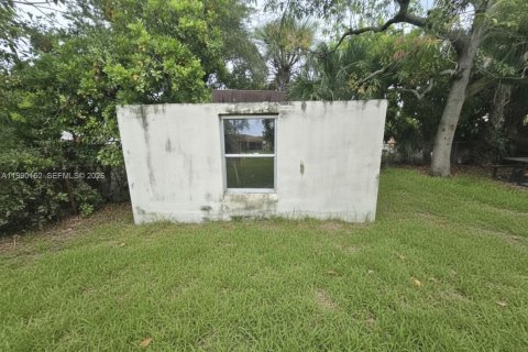 House in Fort Lauderdale, Florida 6 bedrooms, 204.38 sq.m. № 2052078 - photo 14
