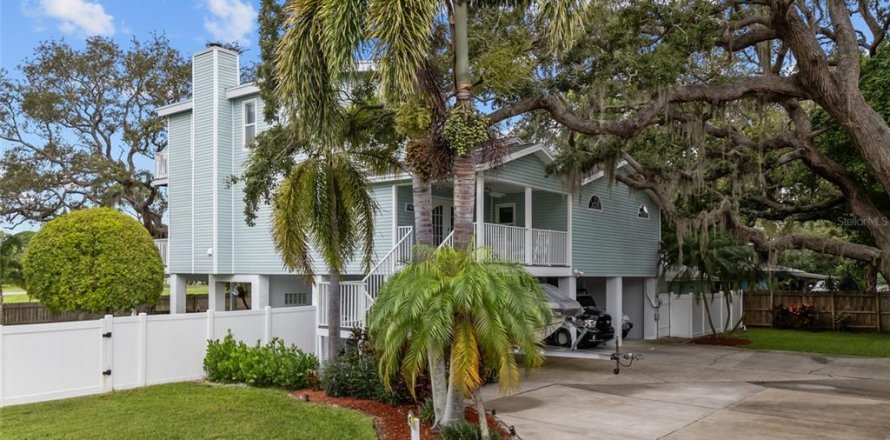 Villa ou maison à Palm Harbor, Floride 3 chambres, 249.54 m2 № 1854305