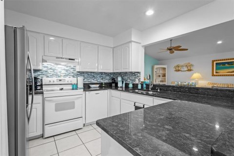 Villa ou maison à vendre à Palm Harbor, Floride: 3 chambres, 249.54 m2 № 1854305 - photo 15