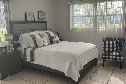 Condo in Deerfield Beach, Florida, 1 bedroom  № 1814730 - photo 15