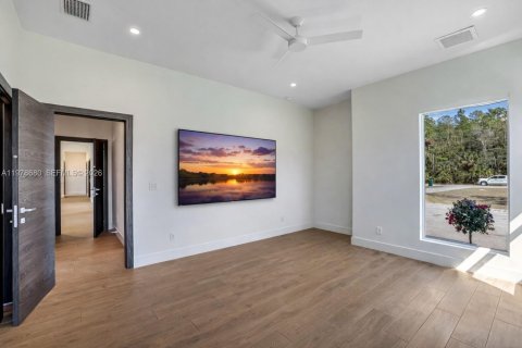 Купить виллу или дом в Нейплс, Флорида 4 спальни, 265.7м2, № 2079856 - фото 17