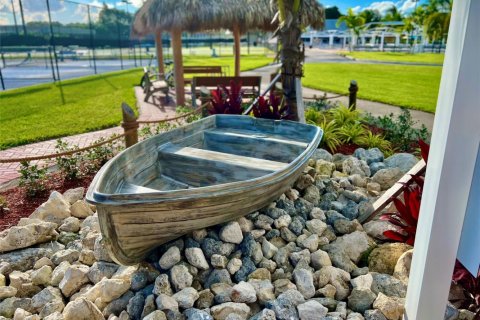 Condo in Deerfield Beach, Florida, 1 bedroom  № 1092825 - photo 1