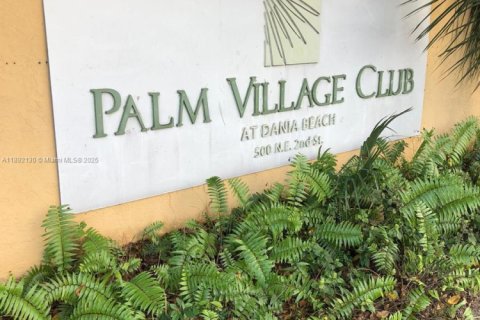 Condo in Dania Beach, Florida, 1 bedroom  № 1945060 - photo 5