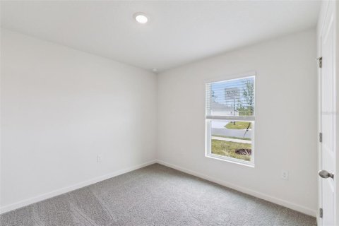 Villa ou maison à vendre à Poinciana, Floride: 3 chambres, 123.37 m2 № 2239337 - photo 19