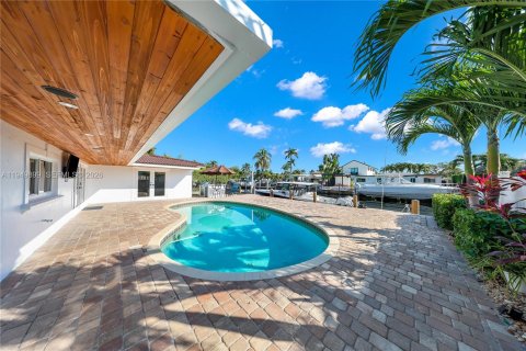 Casa en alquiler en Pompano Beach, Florida, 3 dormitorios, 145.3 m2 № 2057548 - foto 3
